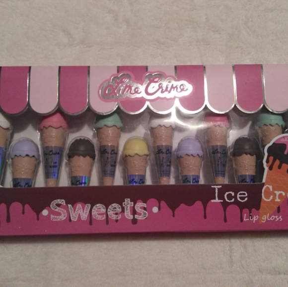 Lipstick - Picture 2 of 8